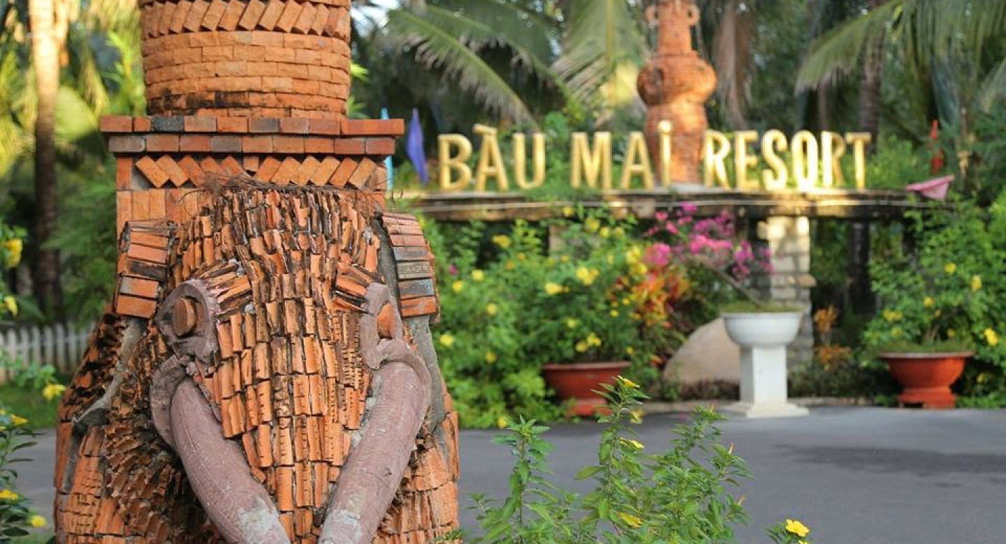 Bau Mai Resort