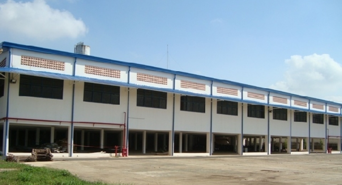 Dona Victor Footwear Factory