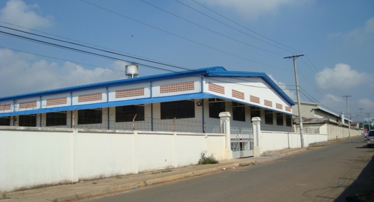 Dona Victor Footwear Factory