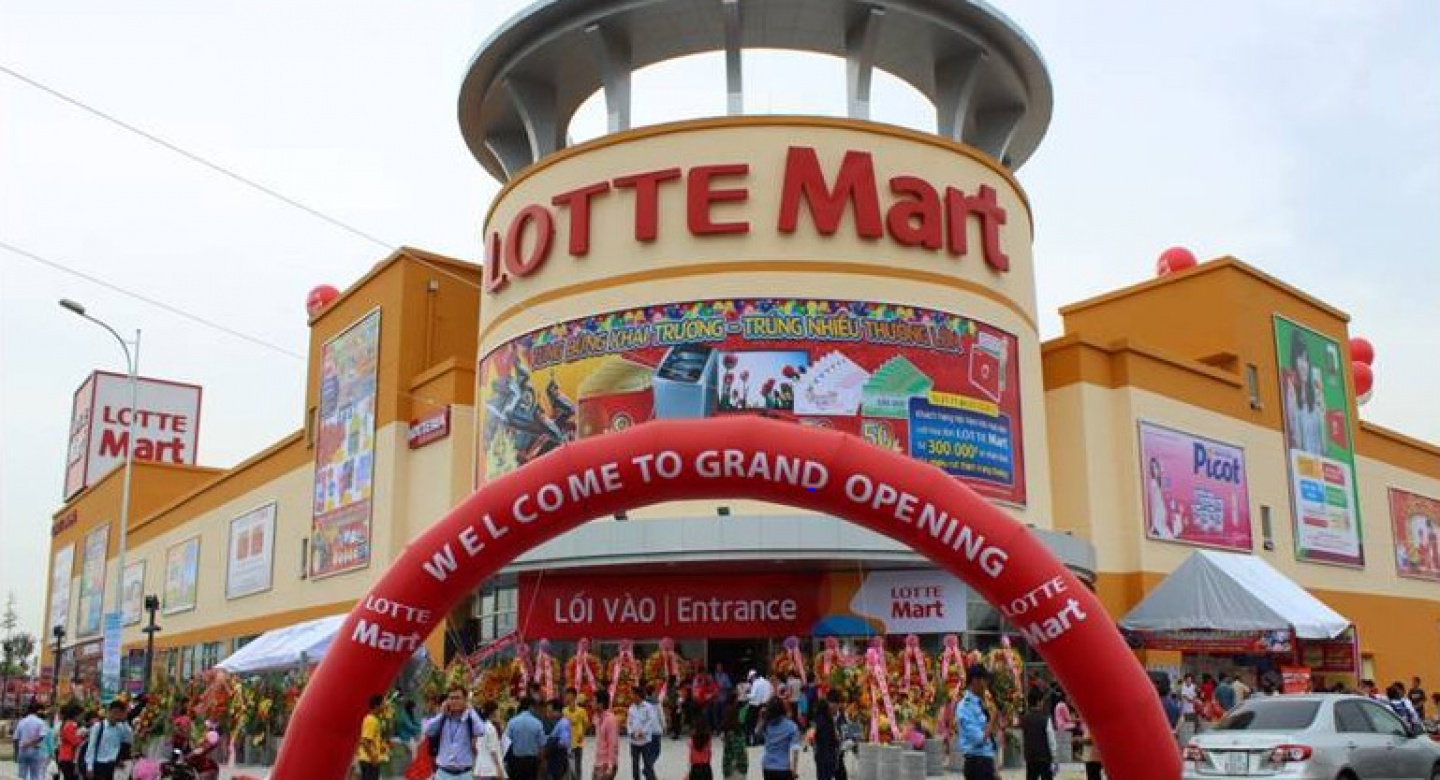 Lotte Mart Binh Duong Supermarket