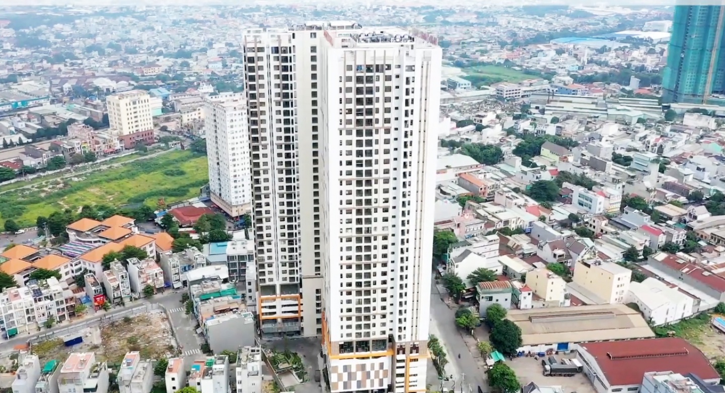Phu Dong Premier