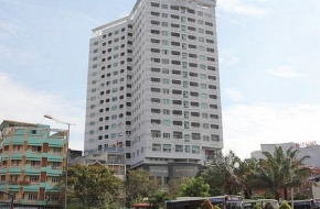 International Plaza Office Building